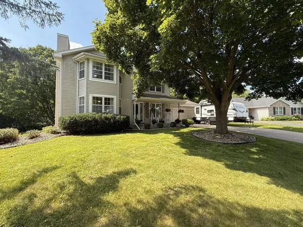 3118 Satinwood Drive, Janesville, WI 53546