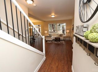 1035 SE Leonel Ln, Bend, OR 97702