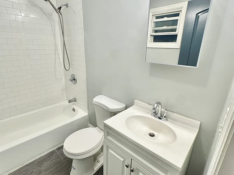 8 William St #1L — Photo 11