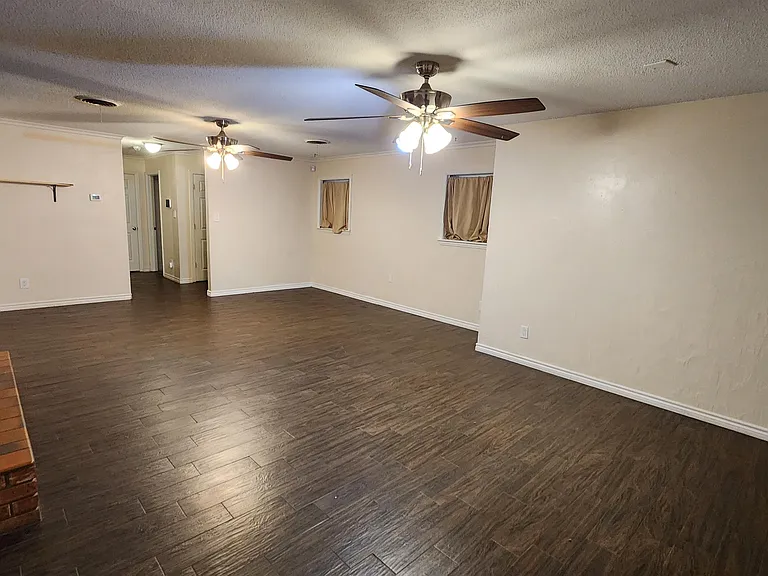 128 Cooper Ct — Photo 22