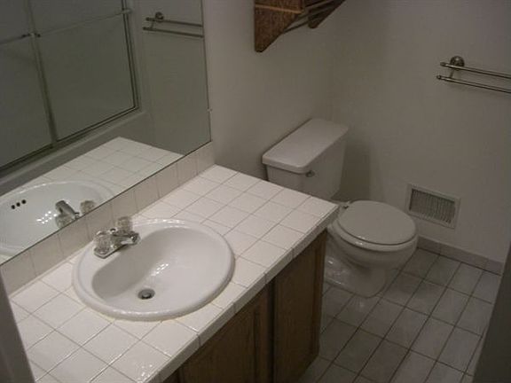 11411 beaconsfield 007