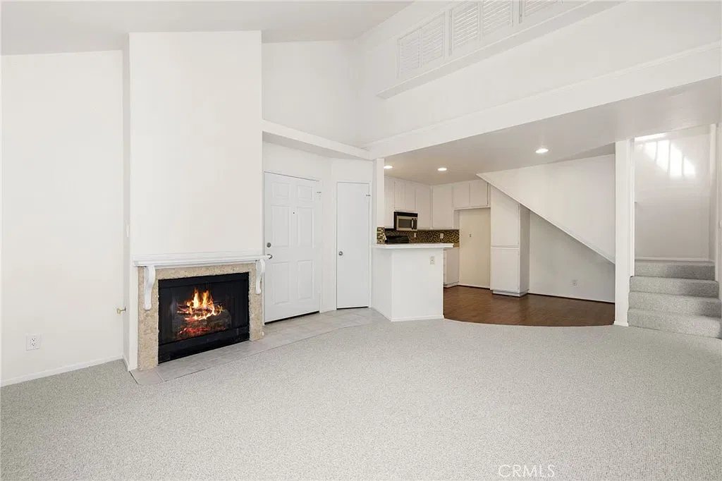 1 bed, 766 sqft, $2,850 — Photo 2