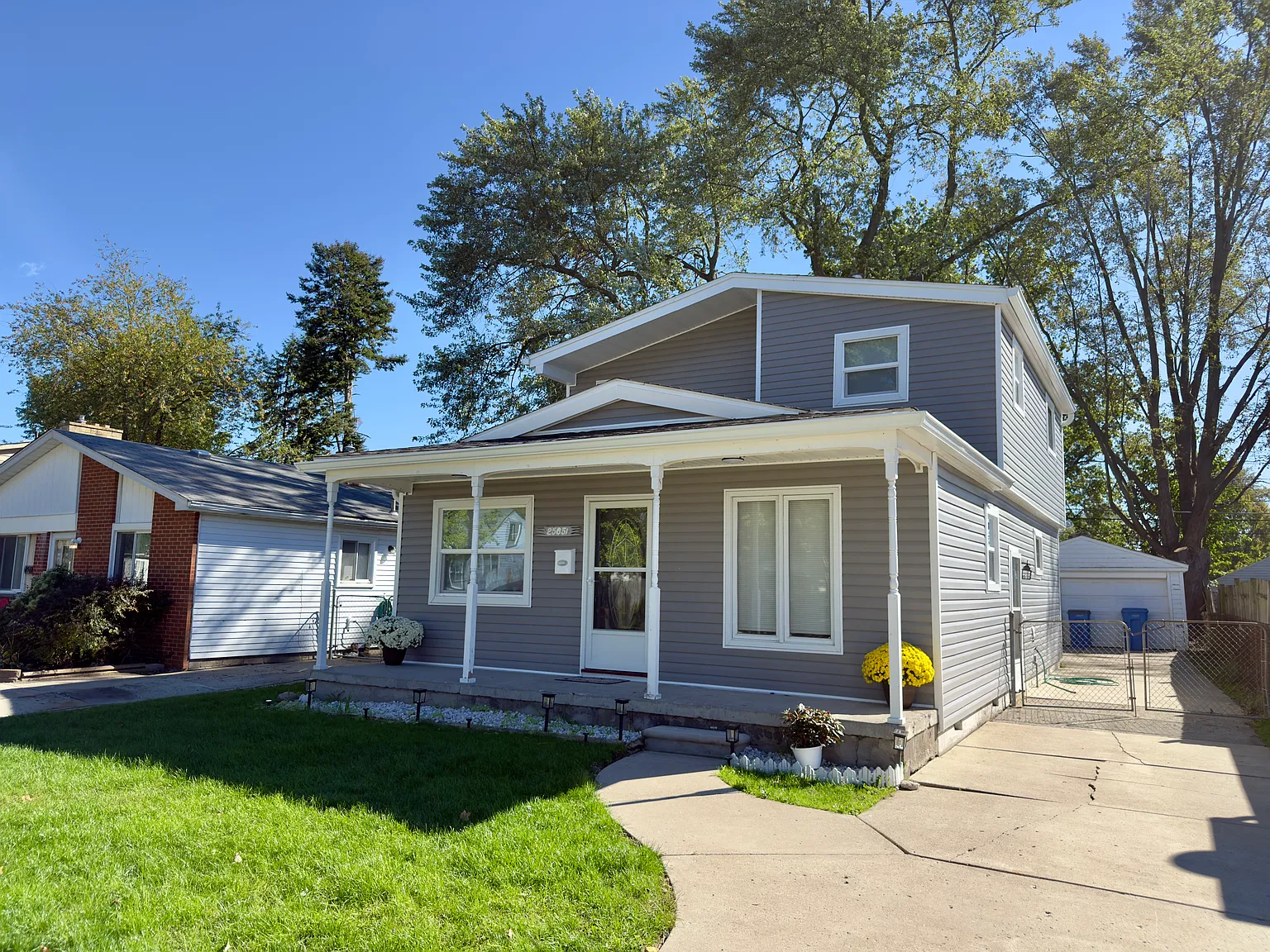 3 bed, 1600 sqft, $2,000 — Photo 3