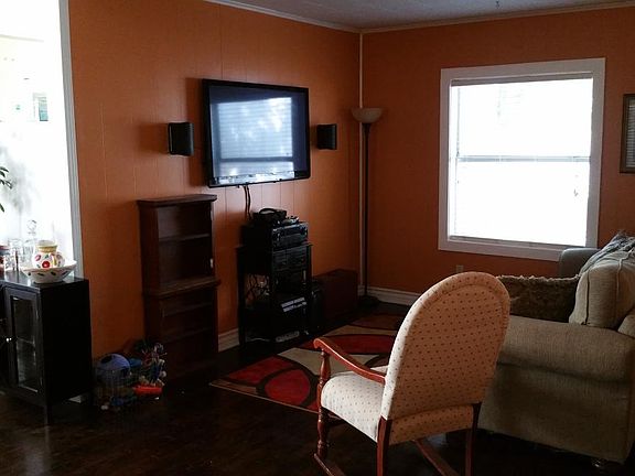2nd image of 2222 26th St