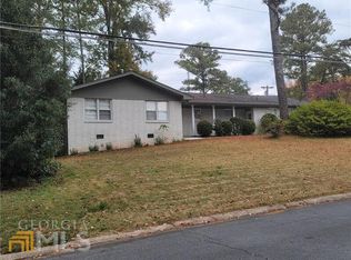 1056 Seven Springs Cir, Marietta, GA 30068