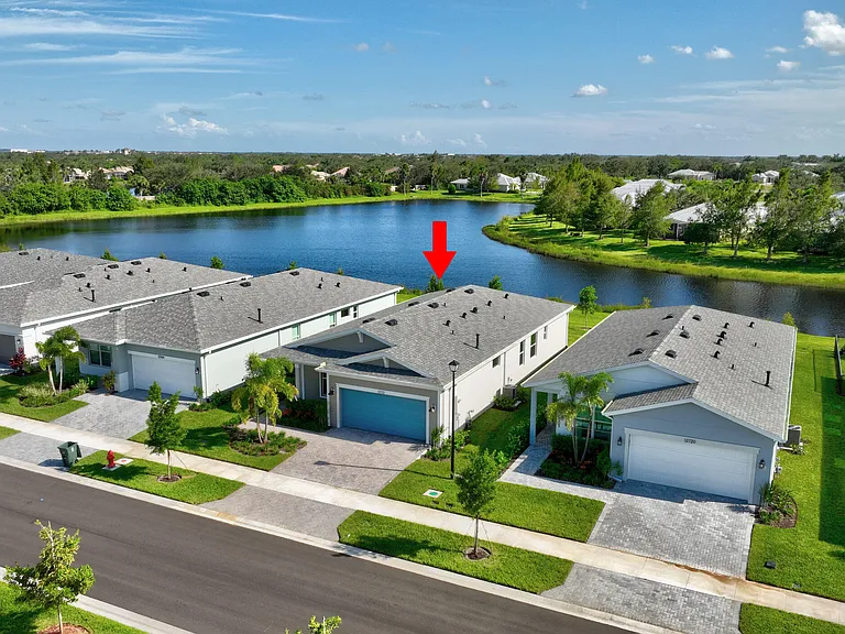 12712 SW Eleanor Dr — Photo 42