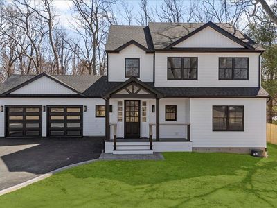 211 E Pulaski Road, Huntington Station, NY, 11746