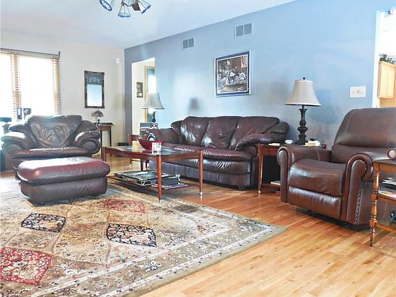 5th image of 501 Quisner Ave