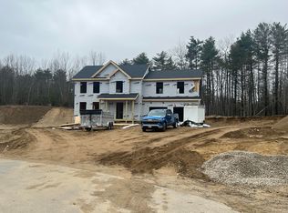 9 Magnolia Ln, Wells, ME 04090