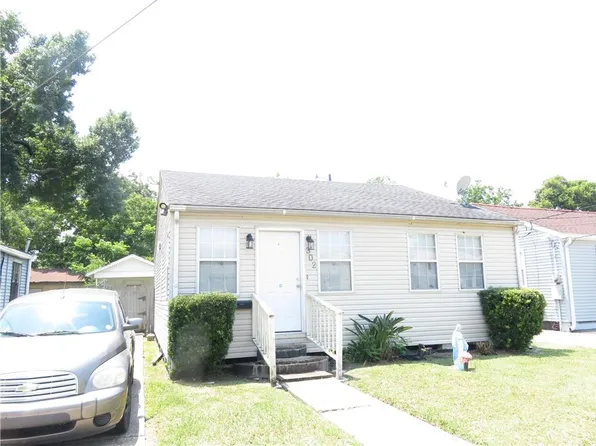 302 Wallace Dr, New Orleans, LA 70122