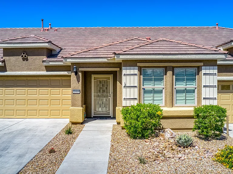 2405 Sky Watcher St — Photo 3