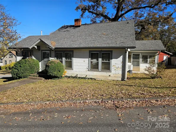 101 Edgewood Ave, Morganton, NC 28655