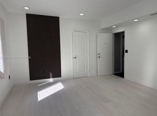 109 NW 6th Ave APT 5, Miami, FL 33128