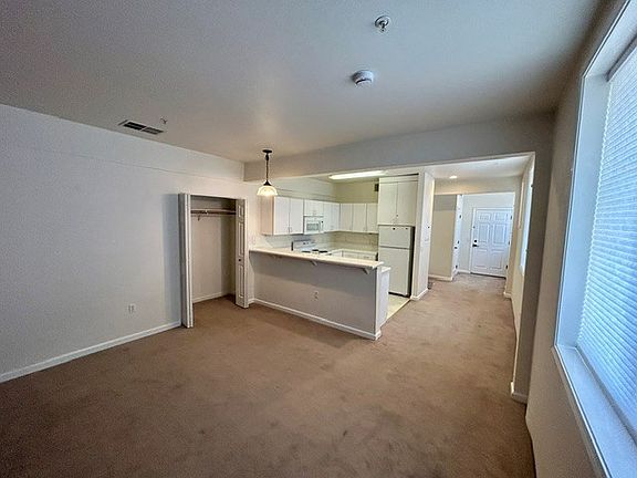 3rd image of 161 W Santa Clara St #203