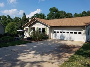 4677 Countryside Dr, Flowery Branch, GA 30542