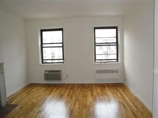 Rented by Douglas Elliman | media 15