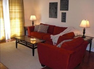 287 Jefferson St APT 1, Saratoga Springs, NY 12866