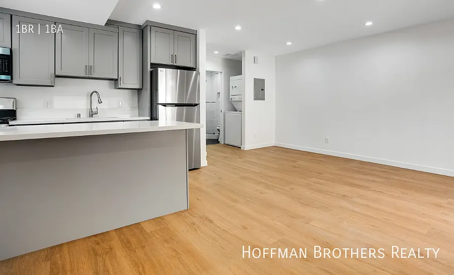1855 Camden Ave Los Angeles, CA 90025 — Photo 4