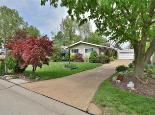 3743 Lan Dr, Saint Louis, MO 63125