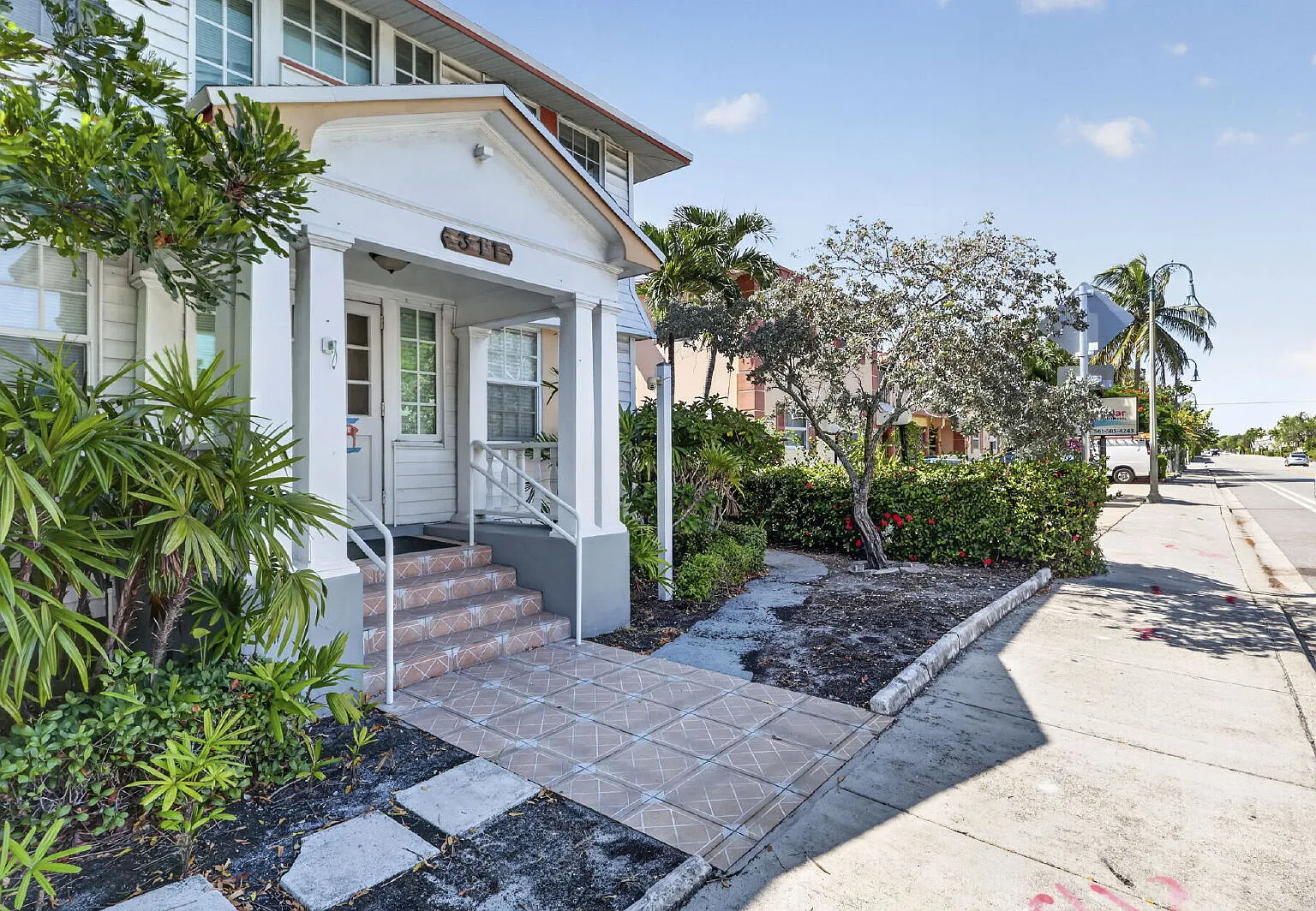 1 bed, 1.0 bath, 720 sqft, $1,550 — Photo 3