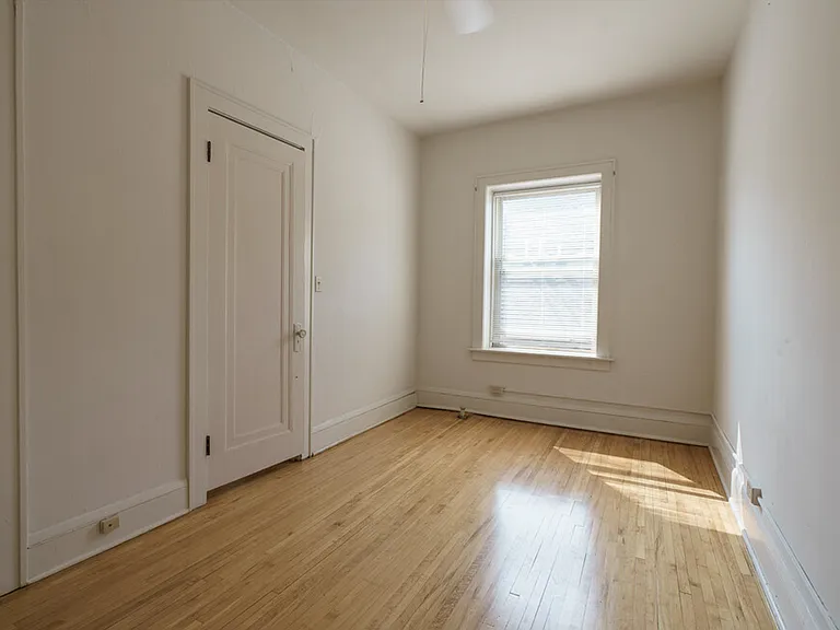 2400 Harriet Ave Apartments | Origen Living — Photo 5