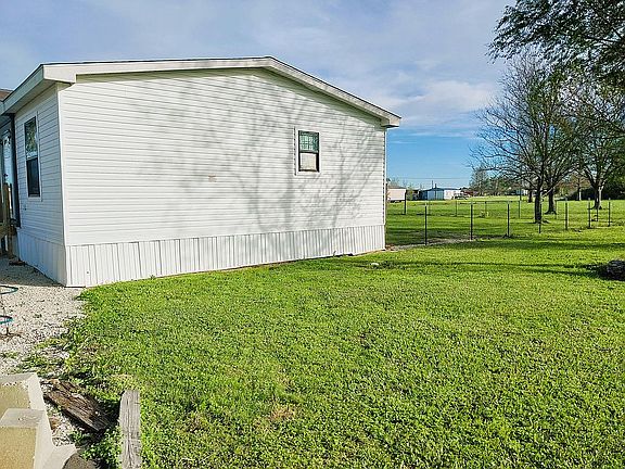 5th image of 2602 Vida Shaw Rd