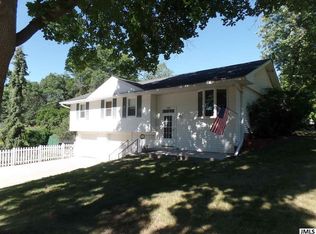 197 Iroquois St, Jackson, MI 49203