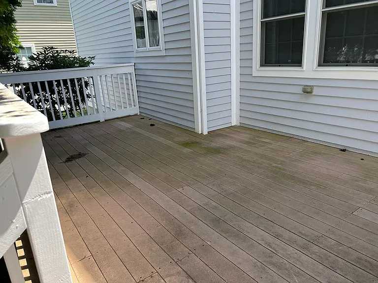 303 Cabot St — Photo 36
