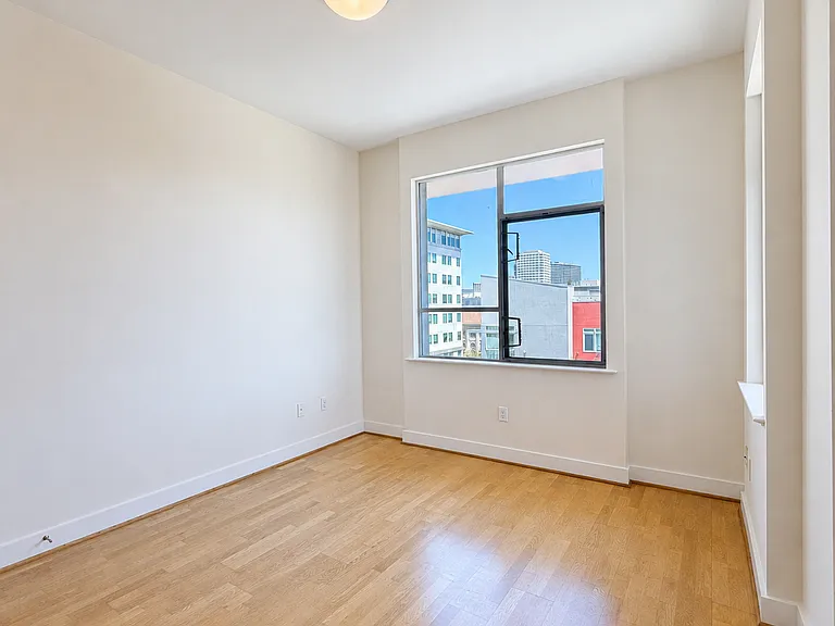 1020 Jackson St #606 — Photo 23