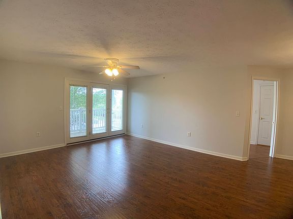 5th image of 2630 Netherland Dr APT 205