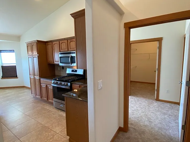 3511 Hovley Ln — Photo 16