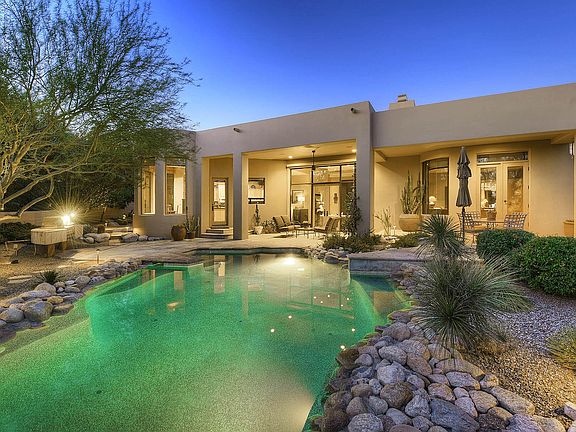 2nd image of 6010 N Desert Sun Ct