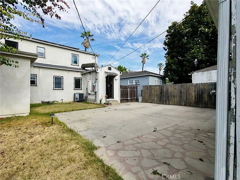 3907 Edgehill Dr — Photo 53