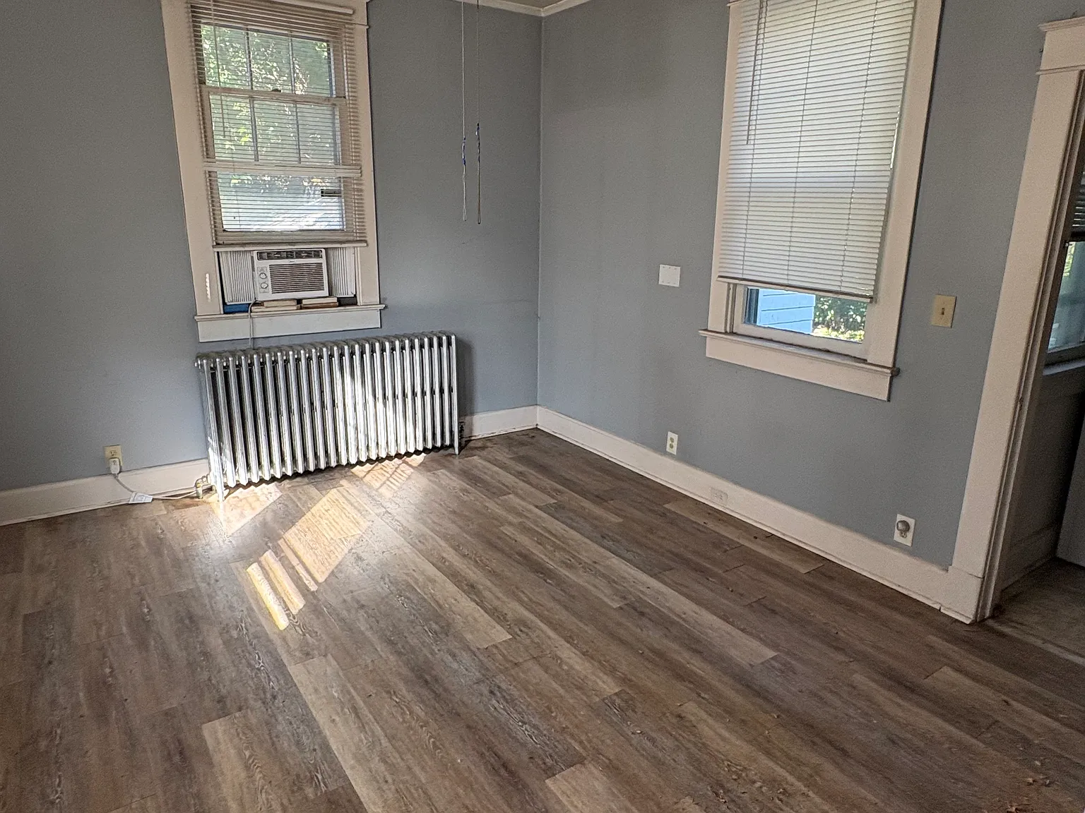 3 bed, 1200 sqft, $1,800 — Photo 3