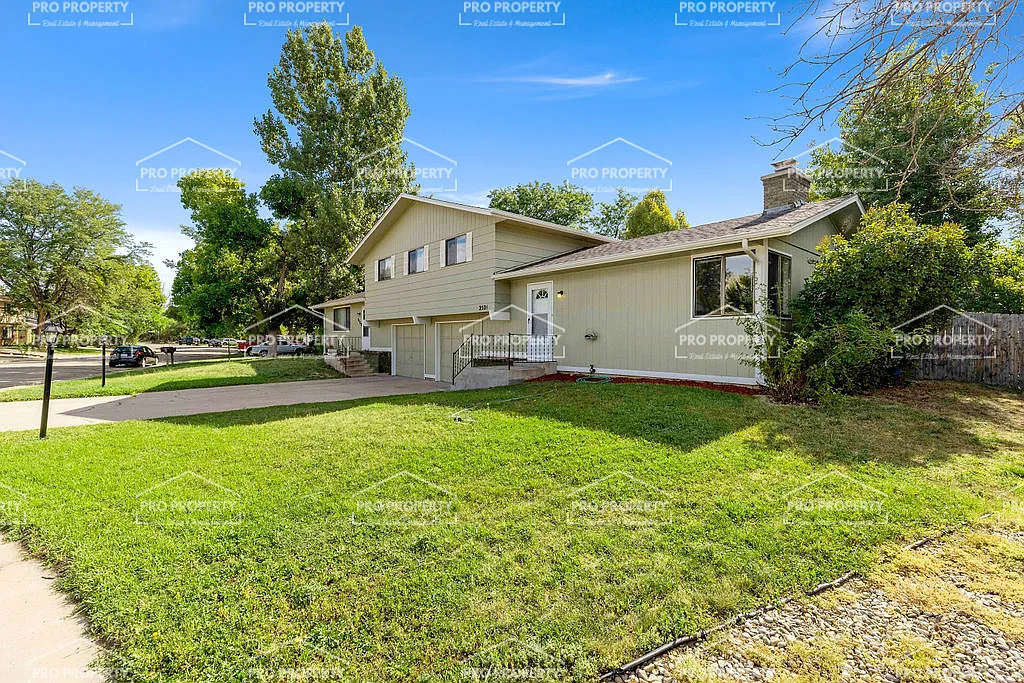 4 bed, 1.5 bath, 1350 sqft, $2,150 — Photo 1
