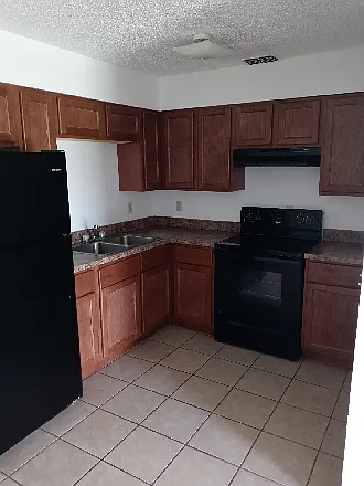 503-523 N Lanier - 505 — Photo 6