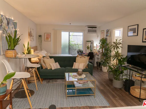 5418 Hermitage Ave APT 103, Valley Village, CA 91607