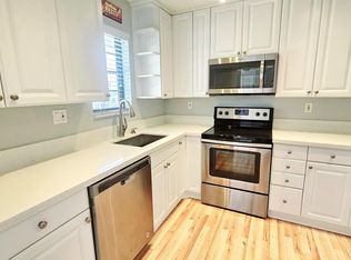 9440 SW 8th St APT 306, Boca Raton, FL 33428