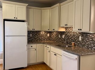 28-30 Everett St UNIT 2, Manchester, NH 03104