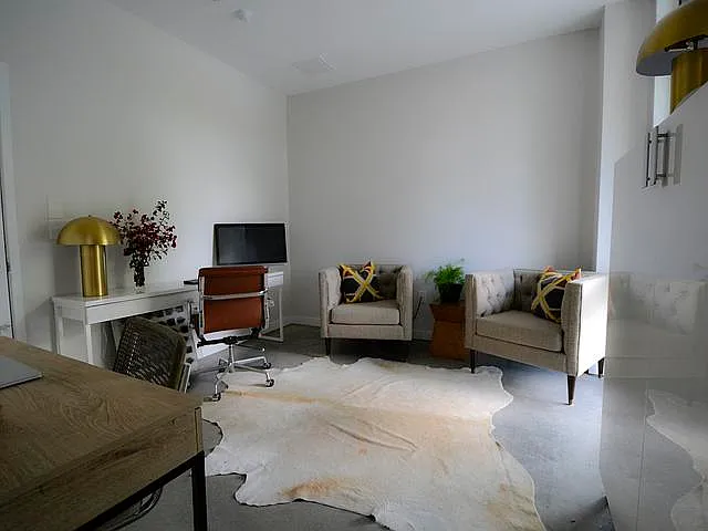 516 Person St — Photo 4