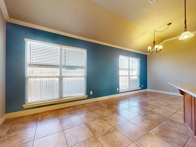 313 Marilyn Glover Dr — Photo 8