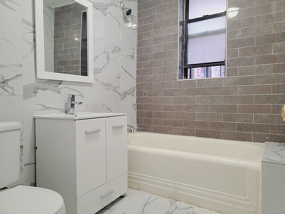 3rd image of 47 Duncan Ave #22E