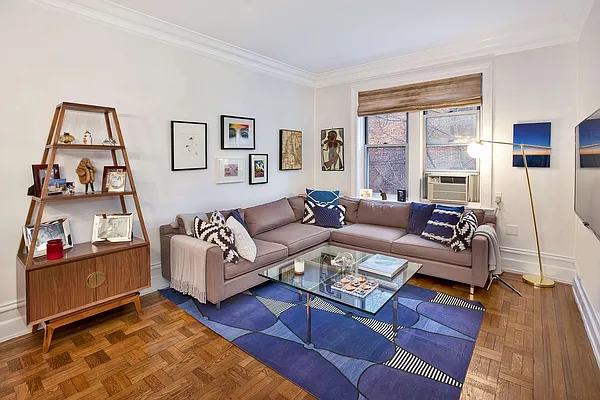 Sold by Town Residential | media 9