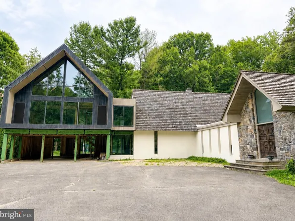 4002 Valley Green Rd, Wilmington, DE 19807