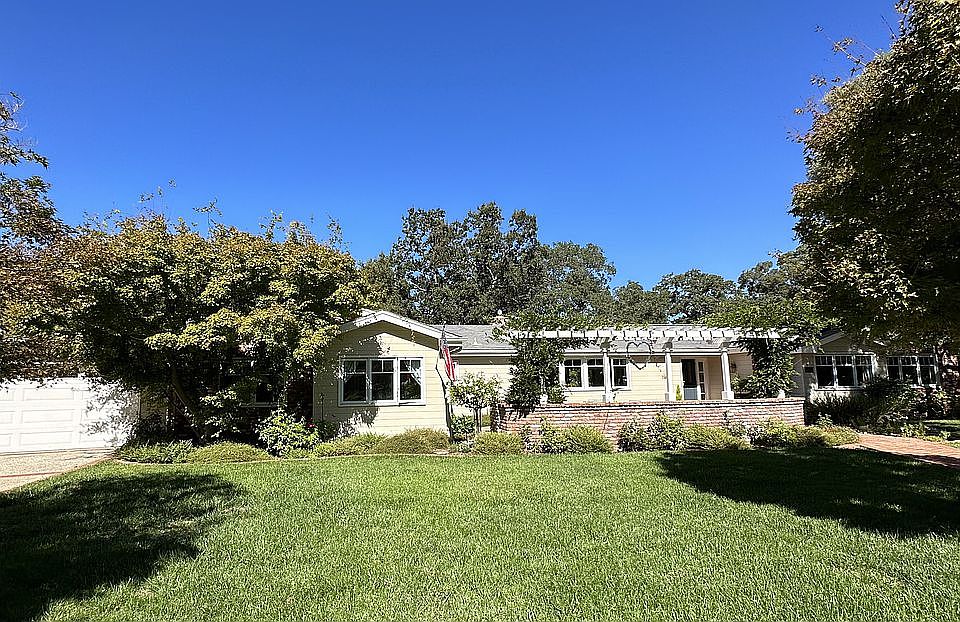 1st image of 20491 Forrest Hills Dr