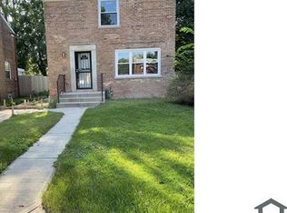 9930 S Oglesby Ave, Chicago, IL