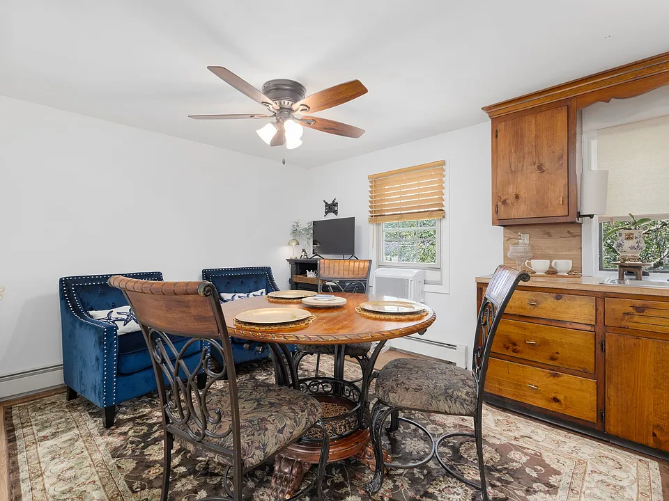 45 E St #2
