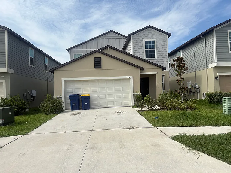 35190 Gravelly Dr — Photo 2