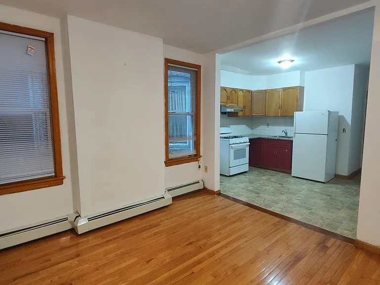 693 Kennedy Blvd #2 — Photo 15