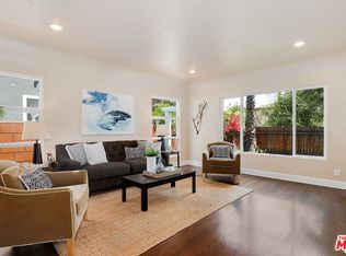3230 Glenhurst Ave, Los Angeles, CA 90039